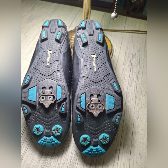 💋SHIMANO Black Cycling Shoes with Velcro Straps💋 - Picture 4 of 6